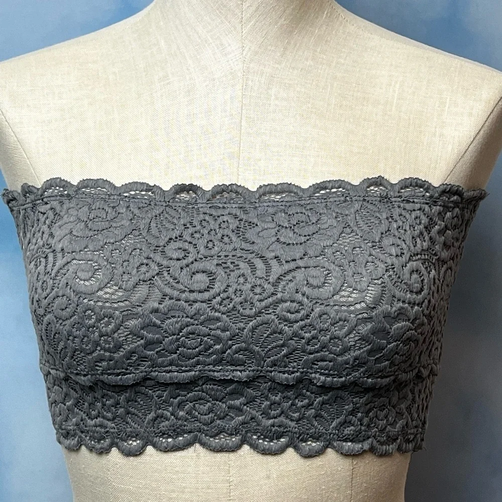 Strapless Bralette beautiful lace Size Small - Picture 2 of 6